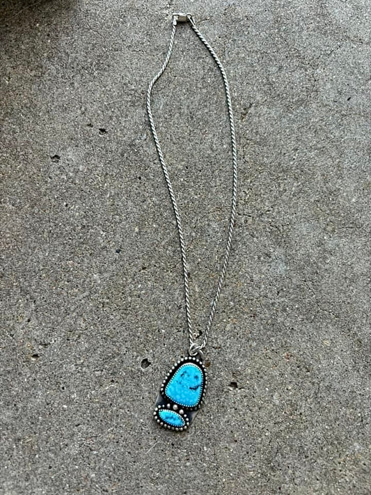 Authentic Turquoise Pendant & Chain *MAKENZIES CLOSET